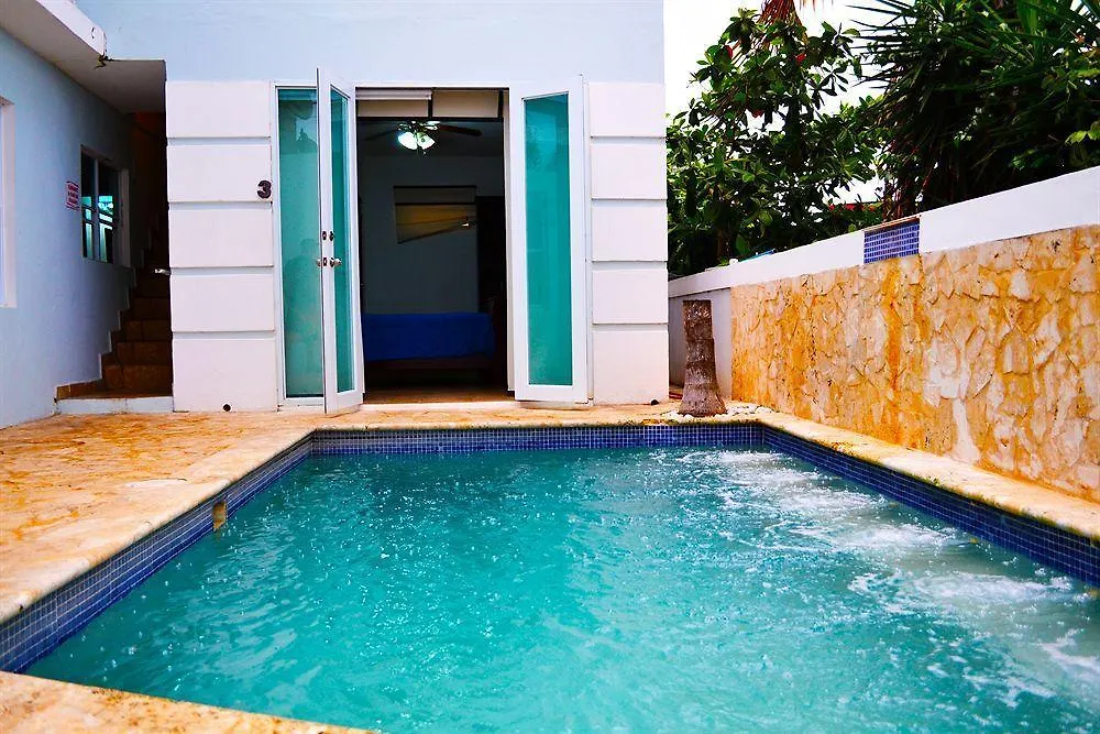 Mares Guesthouse أغوادا فندق